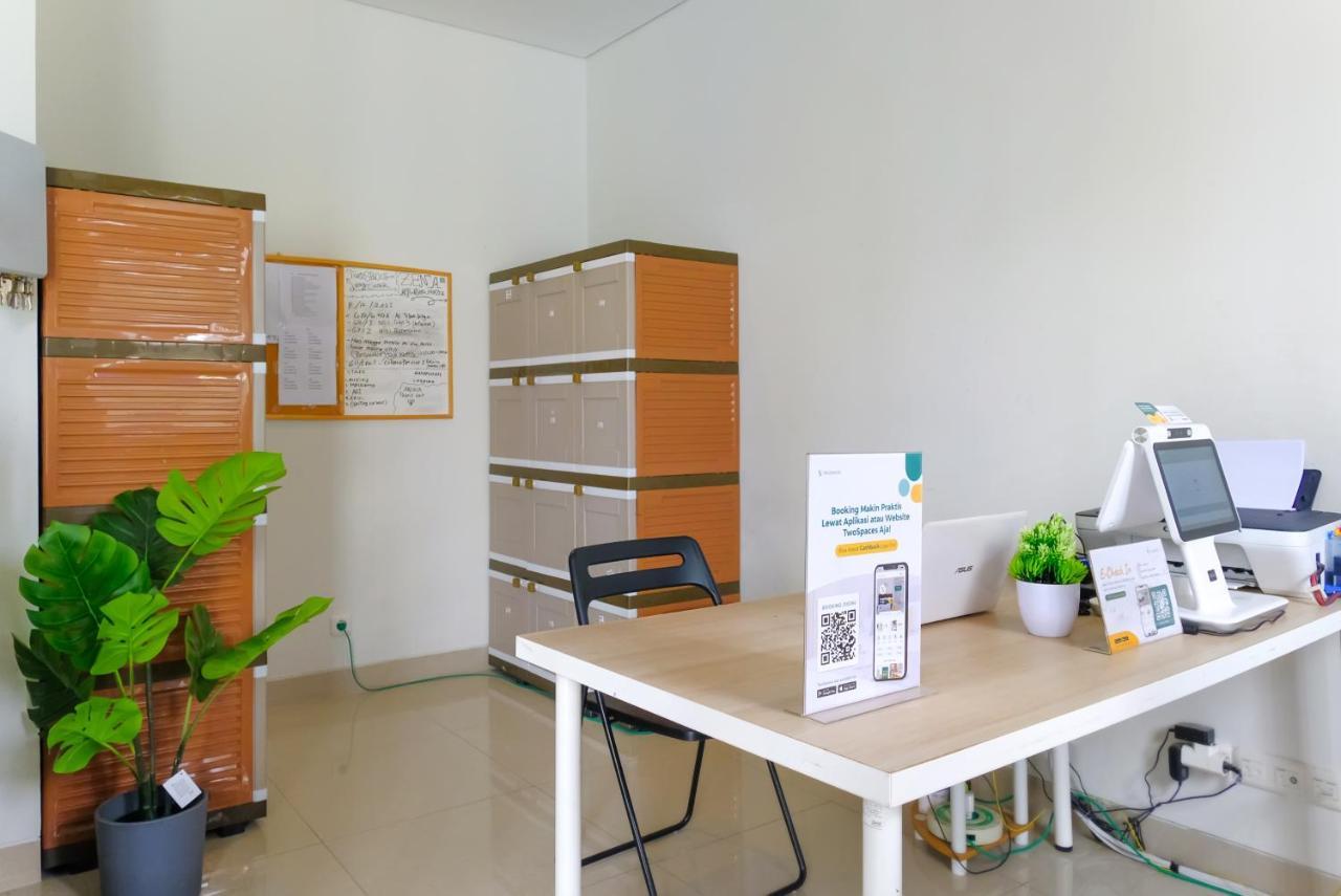 Twospaces Living At Zena Mozia Tegal  エクステリア 写真